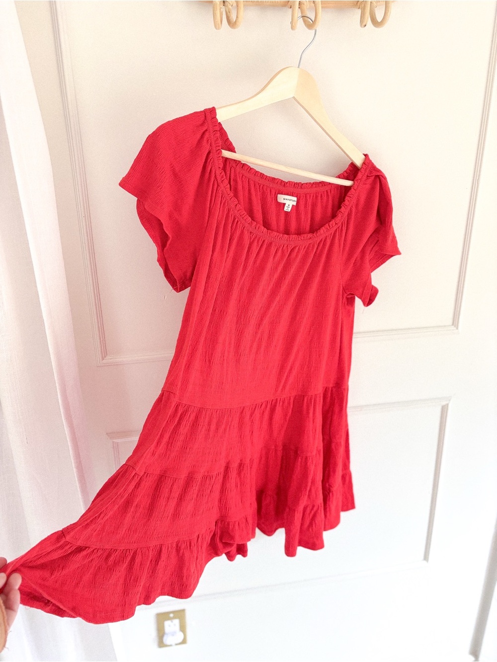 Women’s Red Tiered Short-Sleeve Peasant Dress
